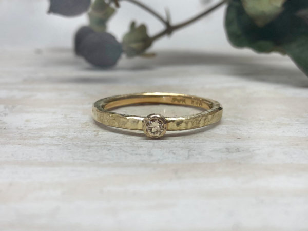 Boho Verlobungsring mit Baumoptik Celestas