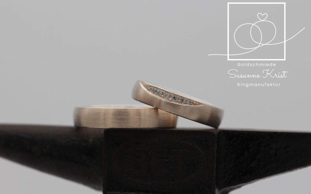 Hellbraune Toffeegold bzw. Haselnussgold Ringe vom Goldschmied.