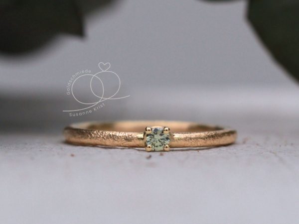 Ring mit grünem Stein als Verlobungsring Jardini