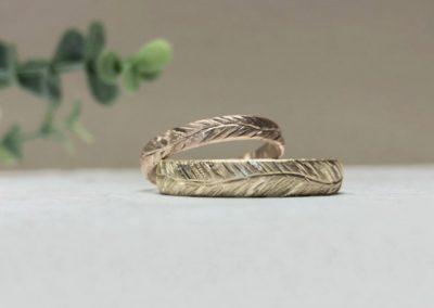 Ringe mit Federmuster in Rotgold Rosegold im Schwungfedermuster